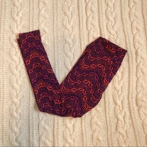 LulaRoe OS orange/purple print legging